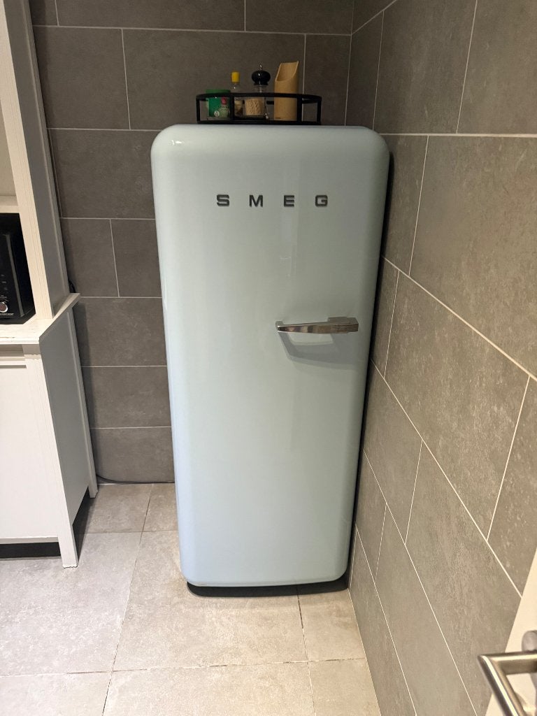 SMEG Retro Koelkast Pastelblauw Perfect Werkend Met Vriesvak, Ophalen, Gebruikt, Met vriesvak, 140 tot 160 cm