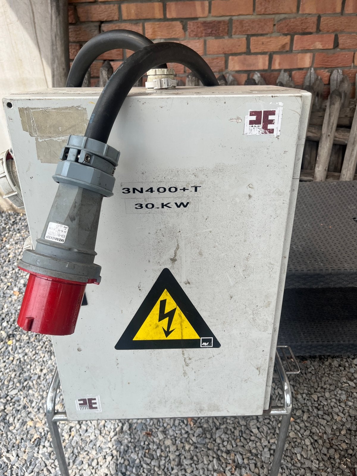 Werfkast / verdeelkast, Doe-het-zelf en Bouw, Aggregaten, Ophalen, Gebruikt, 30 kVA of meer, Overige typen