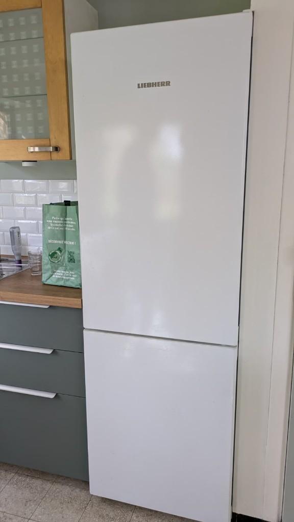 LIEBHERR No Frost koelkast met vriesvak — zeer goede staat, Elektronische apparatuur, Koelkasten en IJskasten, Zo goed als nieuw