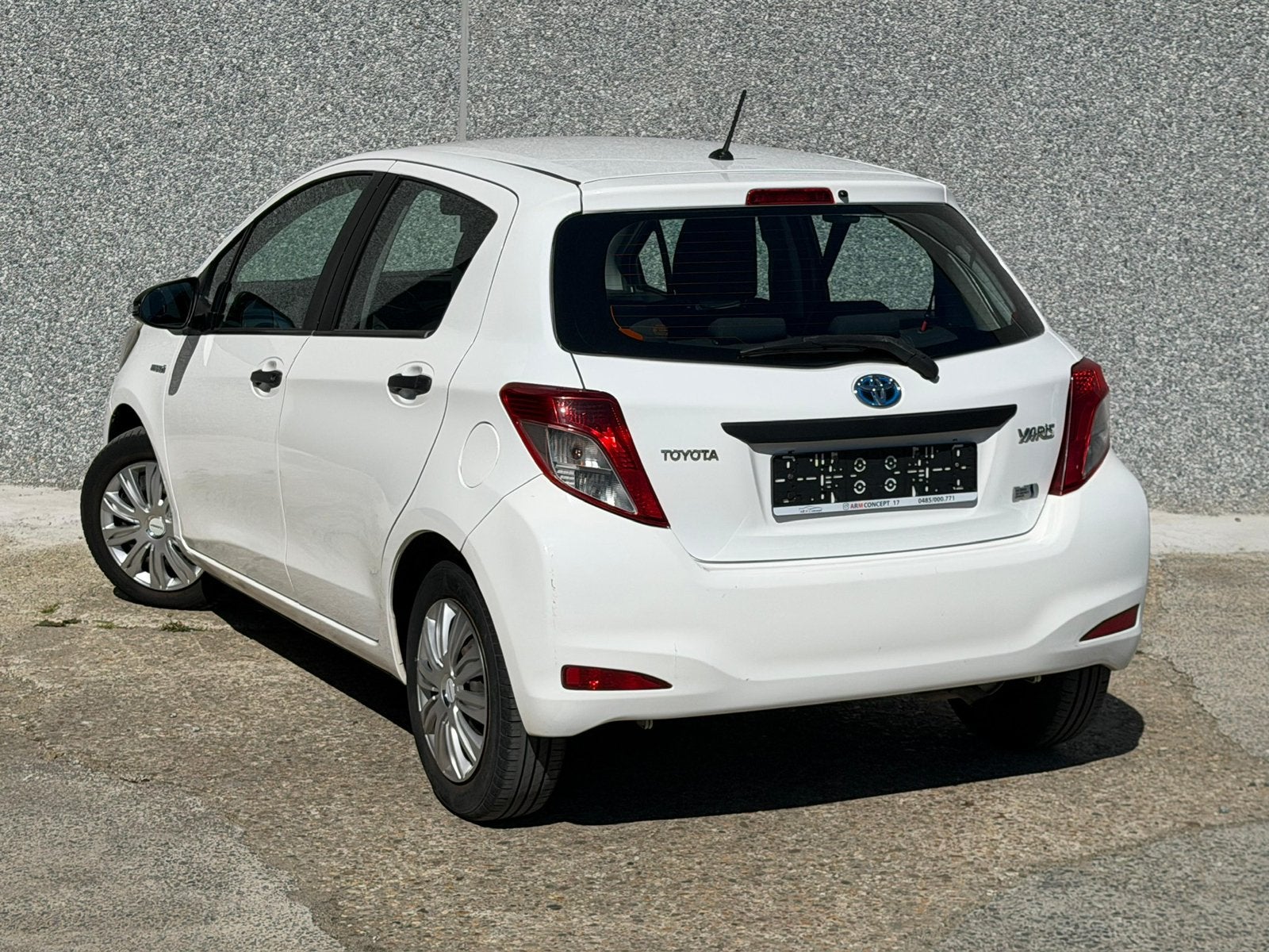 Toyota yaris 1.5 Hybride automatique GARANTIE 12 mois, Autos, Euro 5, Achat, Entreprise, 5 portes