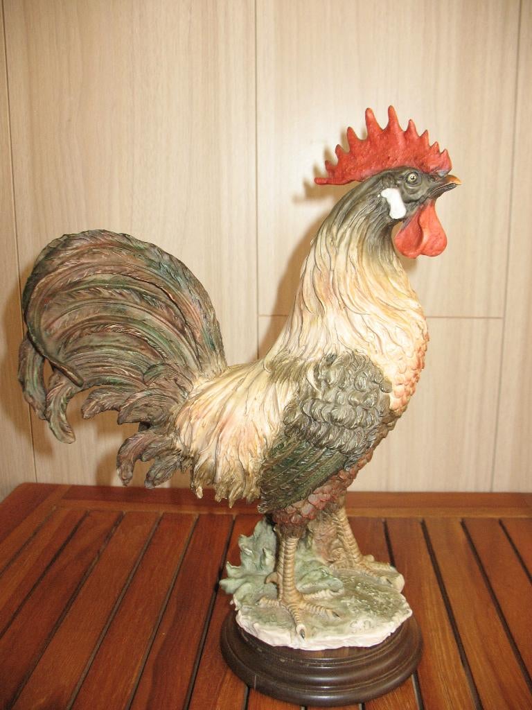 Coq Giuseppe Armani. H. 28 cm. Capodimonte., Enlèvement ou Envoi, Comme neuf, Animal