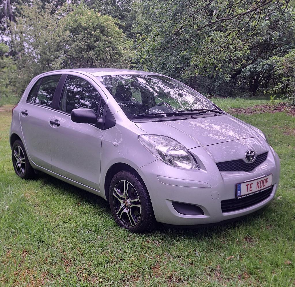Toyota Yaris: 81.000km +airco +jaar garantie+groot nazicht!!, Autos, Toyota, Achat, Entreprise, Boîte manuelle, 5 portes