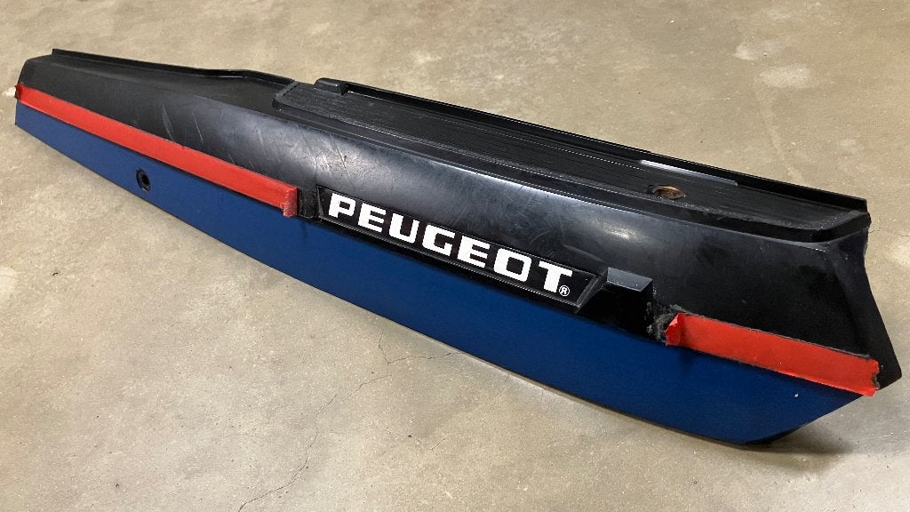 Peugeot 103 SP MVL rechter motorkap Carénage, Fietsen en Brommers, Ophalen of Verzenden, Gebruikt, Kap, Peugeot