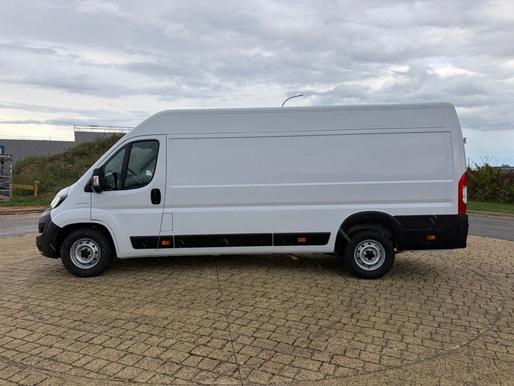 Fiat Ducato L4H2 / 2.2 180 cv / 20652,89€ htva, 2270 kg, Euro 6, Entreprise, 3 places
