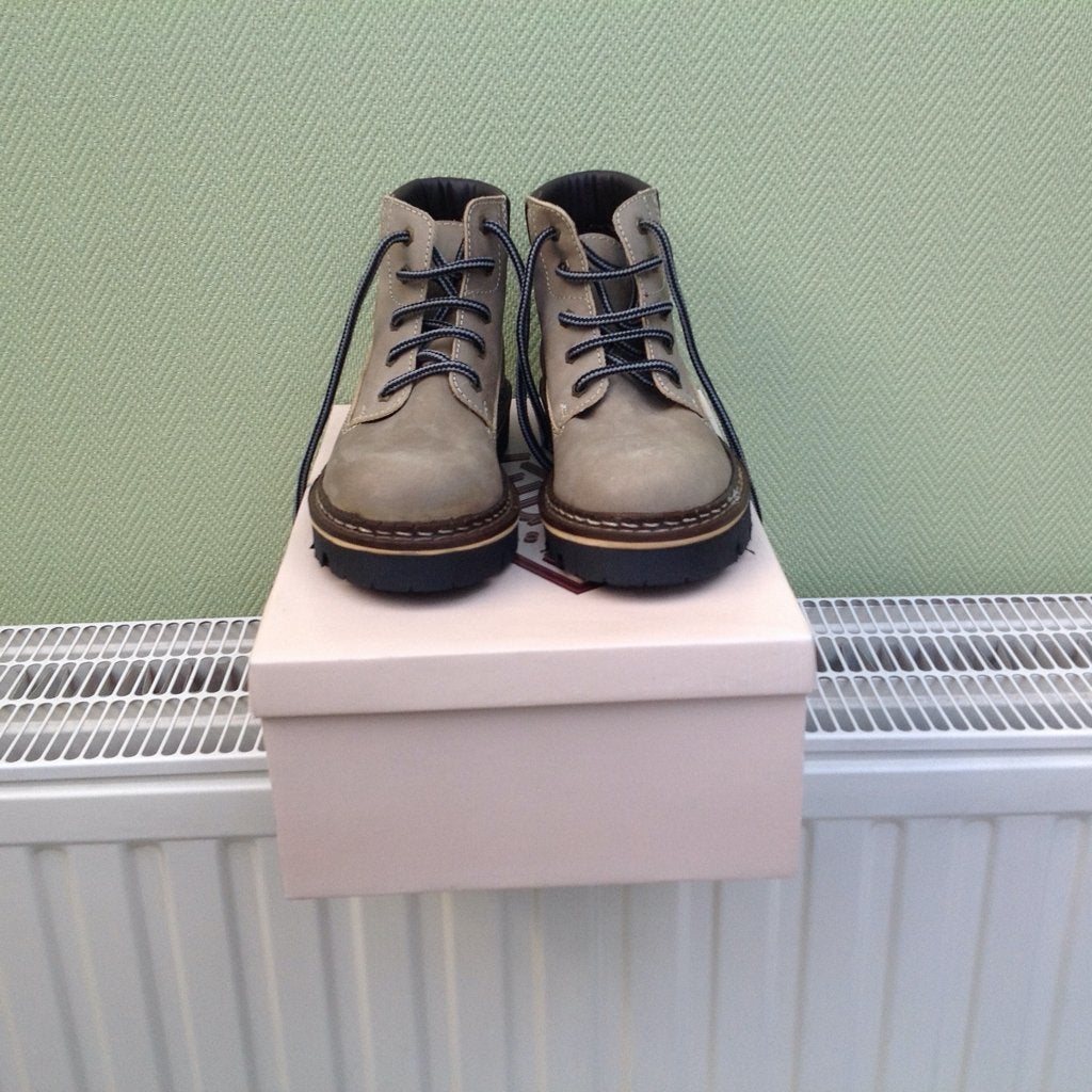 Boots nagelnieuwe bottines Merk "Trinity Boots", Kleding | Dames, Schoenen, Verzenden, Beige, Nieuw, Trinity