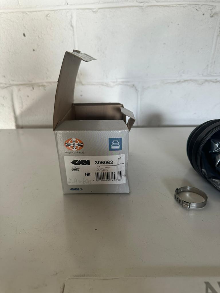 Nieuw Aandrijfashoes van Seta Alhambra GKN 306063, Autos : Pièces & Accessoires, Transmission & Accessoires, Ford, Neuf, Enlèvement
