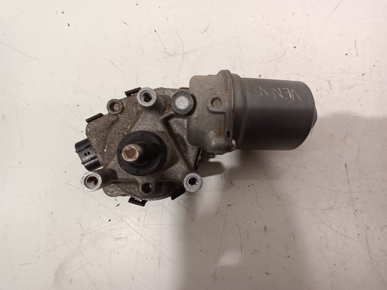 Ruitenwissermotor voor Toyota C-HR, Onderdelen@venauto.nl, Van der Ven Autorecycling B.V., Ettenseweg 76, 4706 PB Roosendaal, The Netherlands