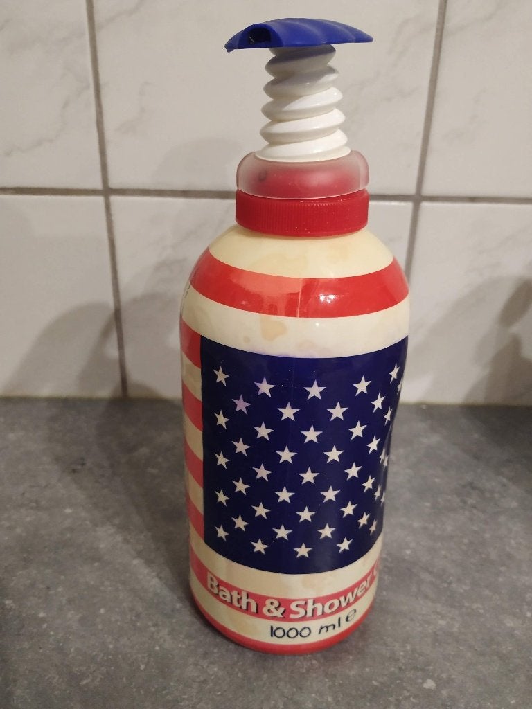 grote zeep fles om op te vullen met pompje, Ophalen of Verzenden