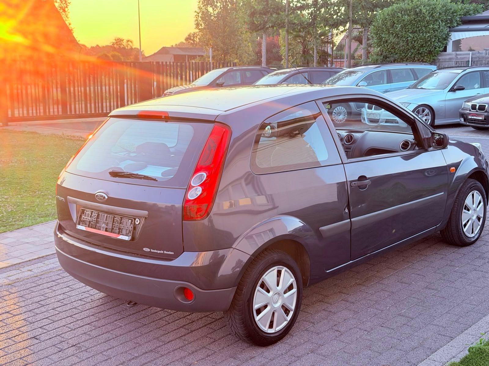 Ford Fiesta 1.3i benzine * 68.000 KM !!! 1 ste eigenaar !, Autos, Argent ou Gris, Achat, Entreprise, 1300 cm³