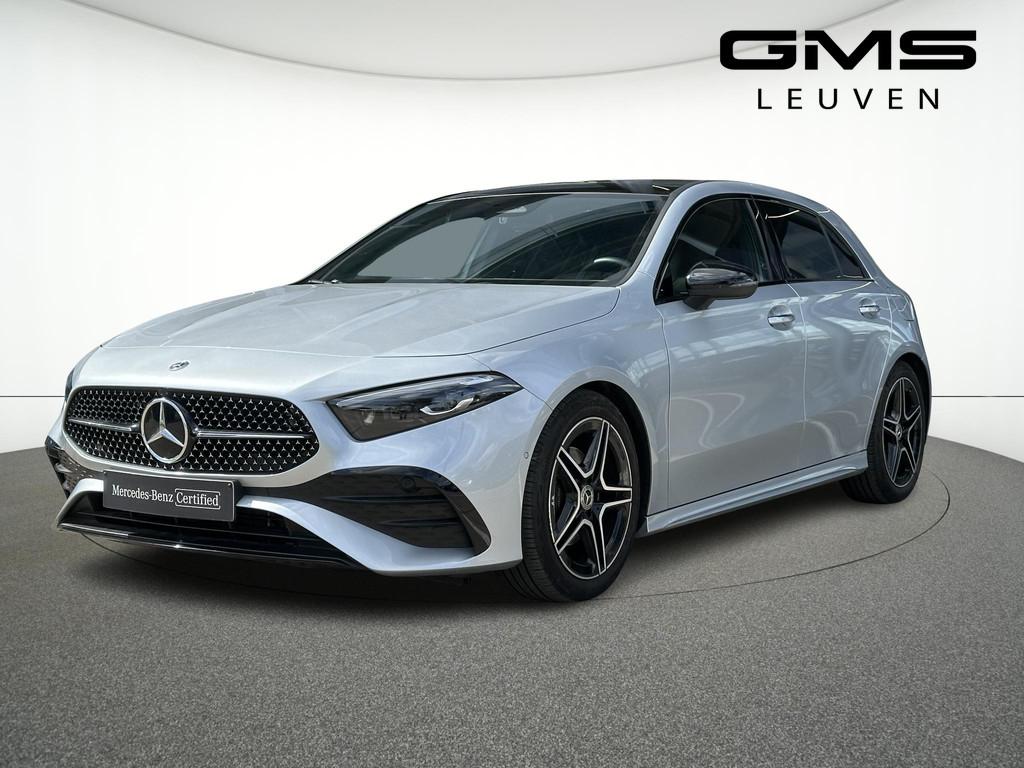 Mercedes-Benz A-klasse A 180 AMG Line, Auto's, Mercedes-Benz, Stof, Zwart, 4 cilinders, 136 pk