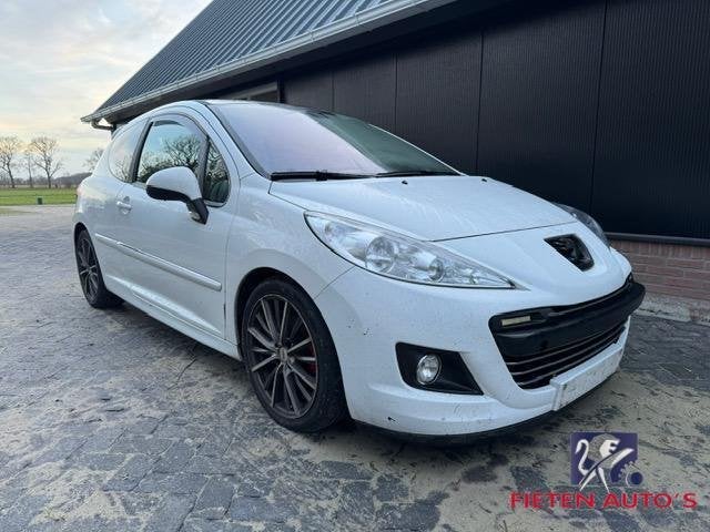 Voorbumper Peugeot 207 facelift wit, kleurcode EWP 7401SN, Gebruikt, Voor, Ophalen of Verzenden