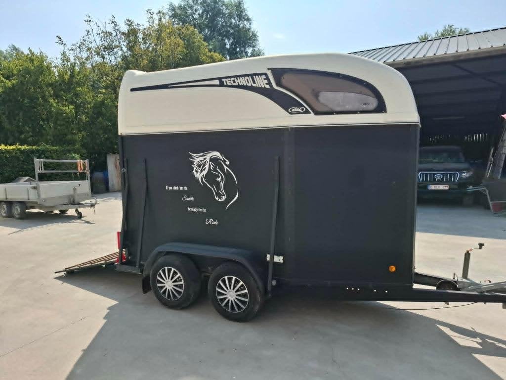 ATEC trailer voor 1,5 paard, Dieren en Toebehoren, Paarden