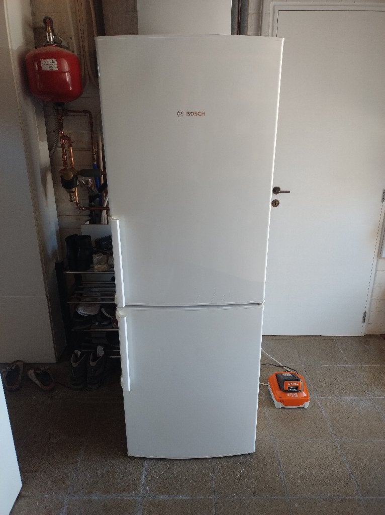 Koelkast met vriescombinatie Bosch, Elektronische apparatuur, Koelkasten en IJskasten, Ophalen, Gebruikt, 200 liter of meer, 60 cm of meer