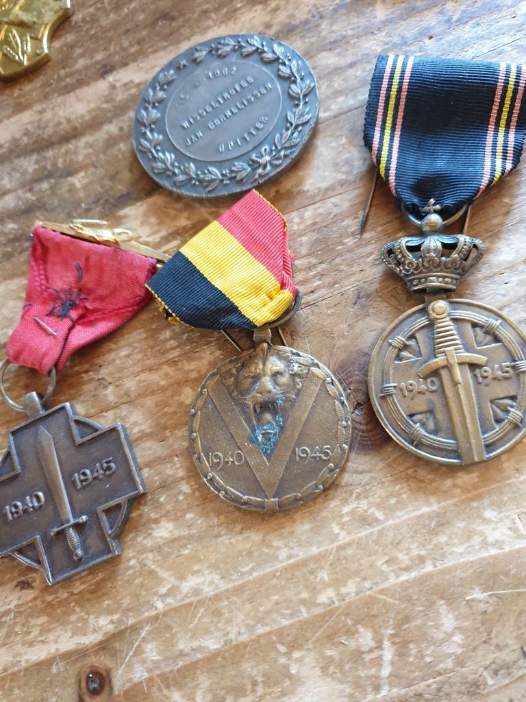 3 speciale medailles van 1940  - 1945, Ophalen of Verzenden