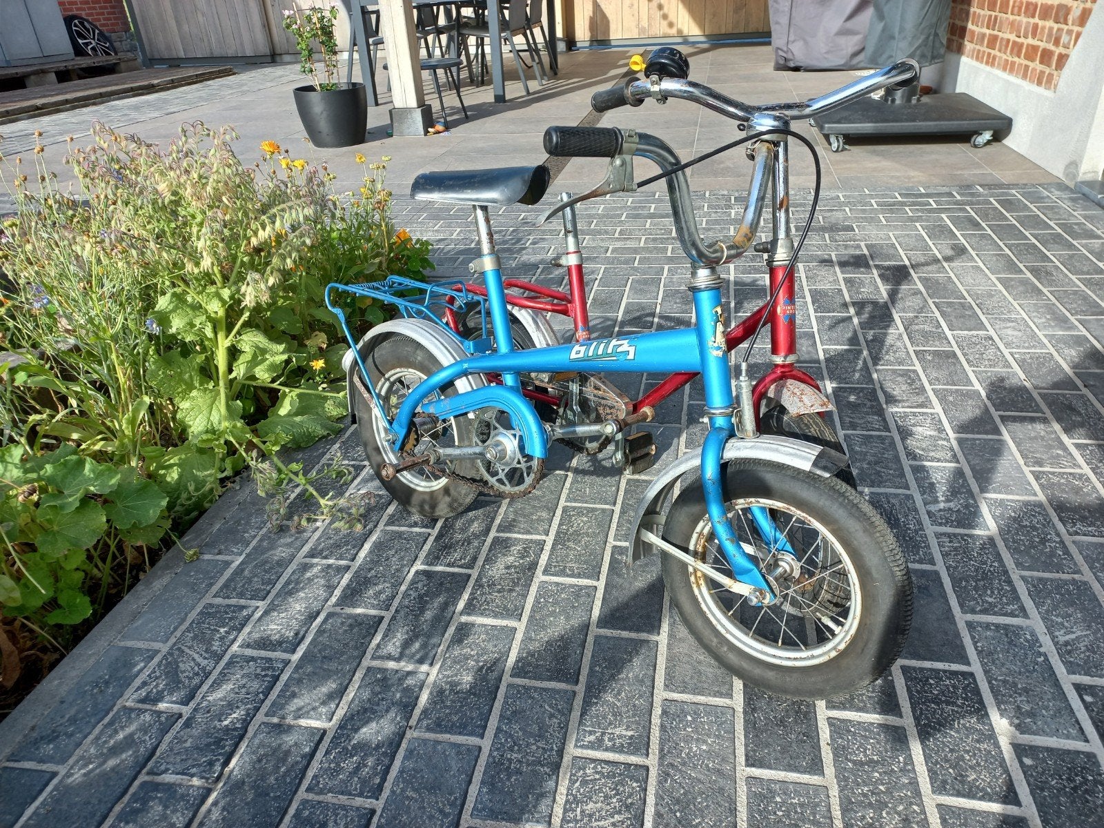 Retro kinderfietsjes, Ophalen