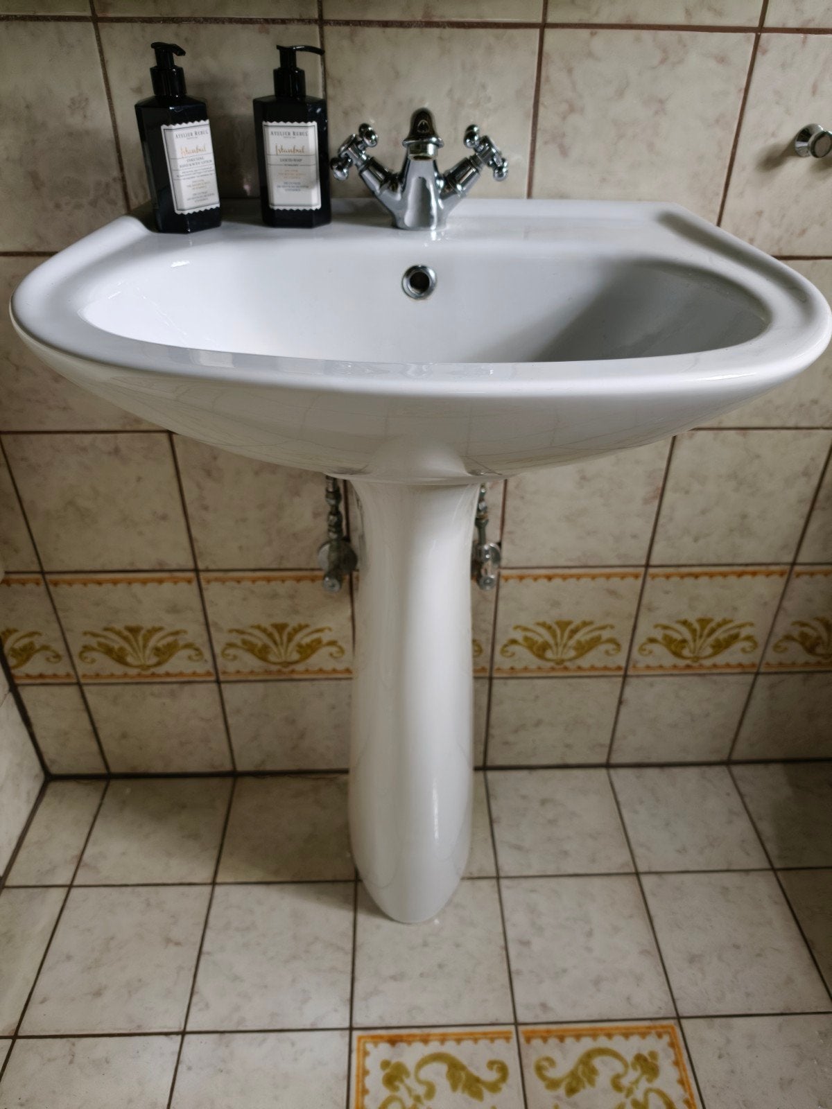 Witte keramische lavabo – vintage/retro look, Ophalen, Gebruikt, 50 tot 100 cm, Minder dan 100 cm