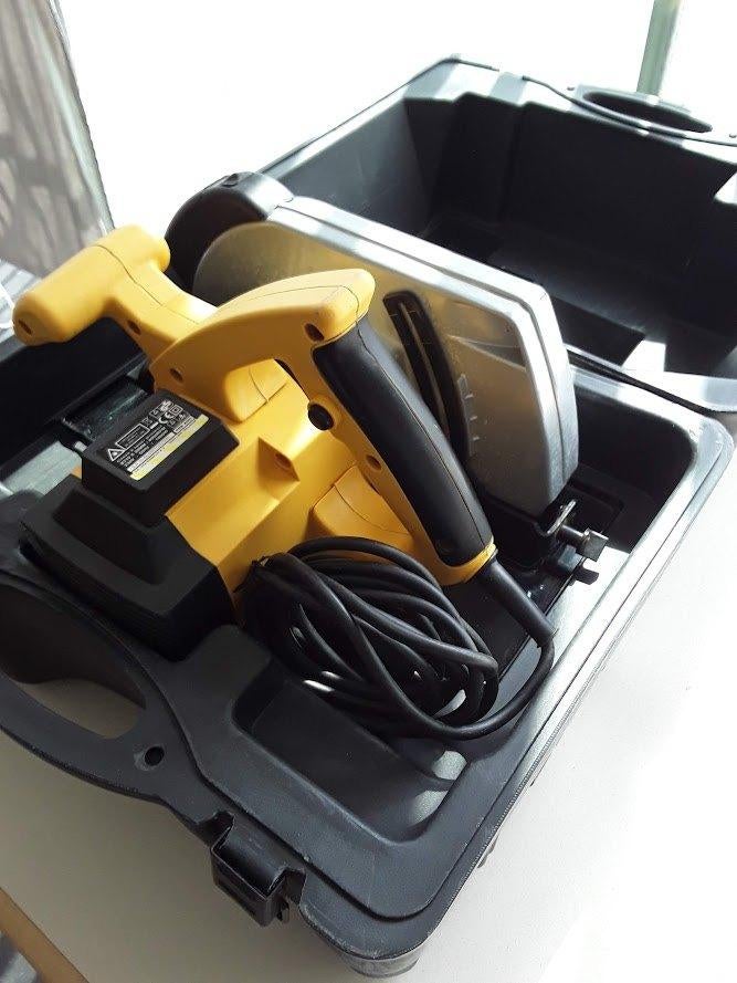 Cirkelzaag Powerplus X055 geel 230volt dia.210mm prima staat, Doe-het-zelf en Bouw, Ophalen, Cirkelzaag, Zo goed als nieuw, Powerplus