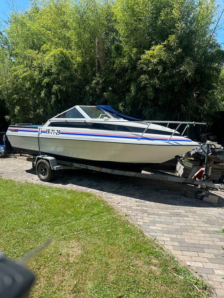 Speetboot renken cuddy cabin 2000 met trailer, Watersport en Boten, Ophalen, Zo goed als nieuw