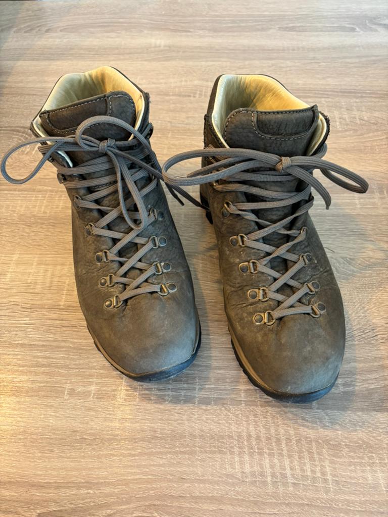 Zamberlan wandelschoenen heren new trail lite evo maat 45, Ophalen, Zo goed als nieuw, Schoenen