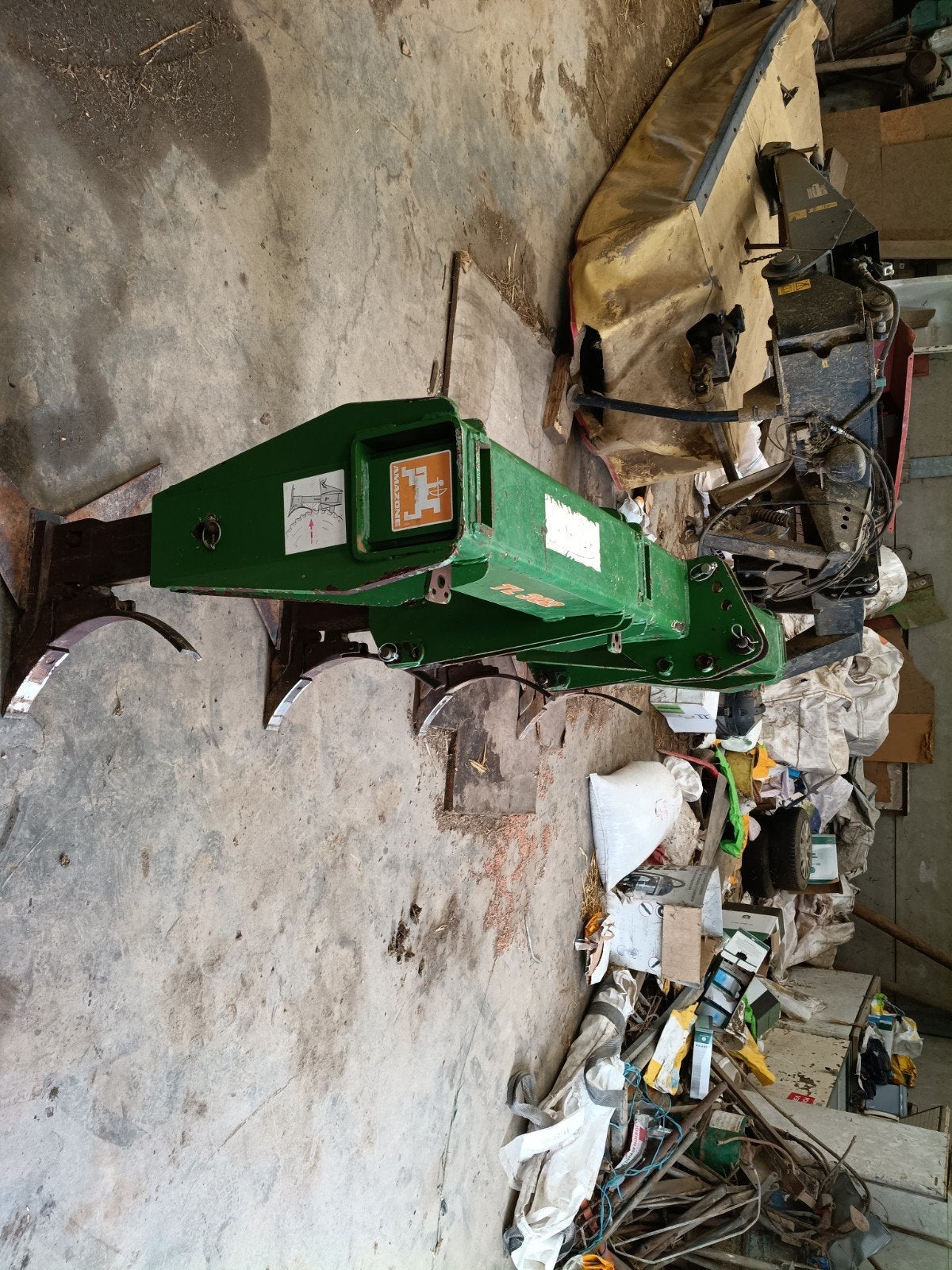 Decompacteur amazone, Articles professionnels, Agriculture | Outils, Enlèvement