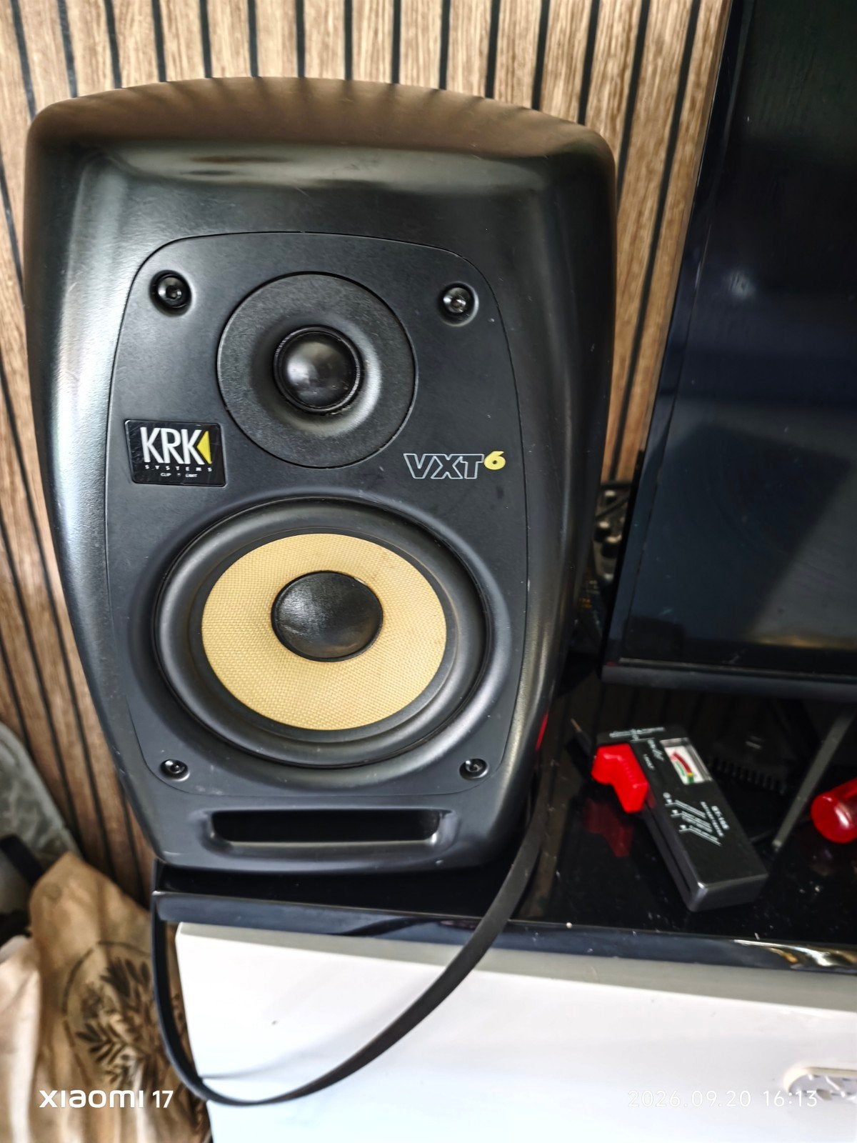 2 câbles KRK VXT6 + M-Audio AIR 192 | 4 +, TV, Hi-fi & Vidéo, Bass-reflex, Kit d'enceintes, 60 à 120 watts, Utilisé