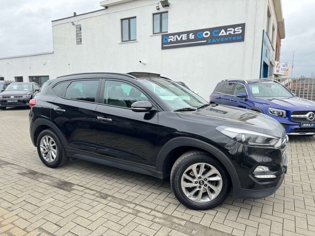 Hyundai Tucson 1.7 CRDi 2WD - Panoramische dak - Navi, Cuir, Achat, Euro 6, Entreprise