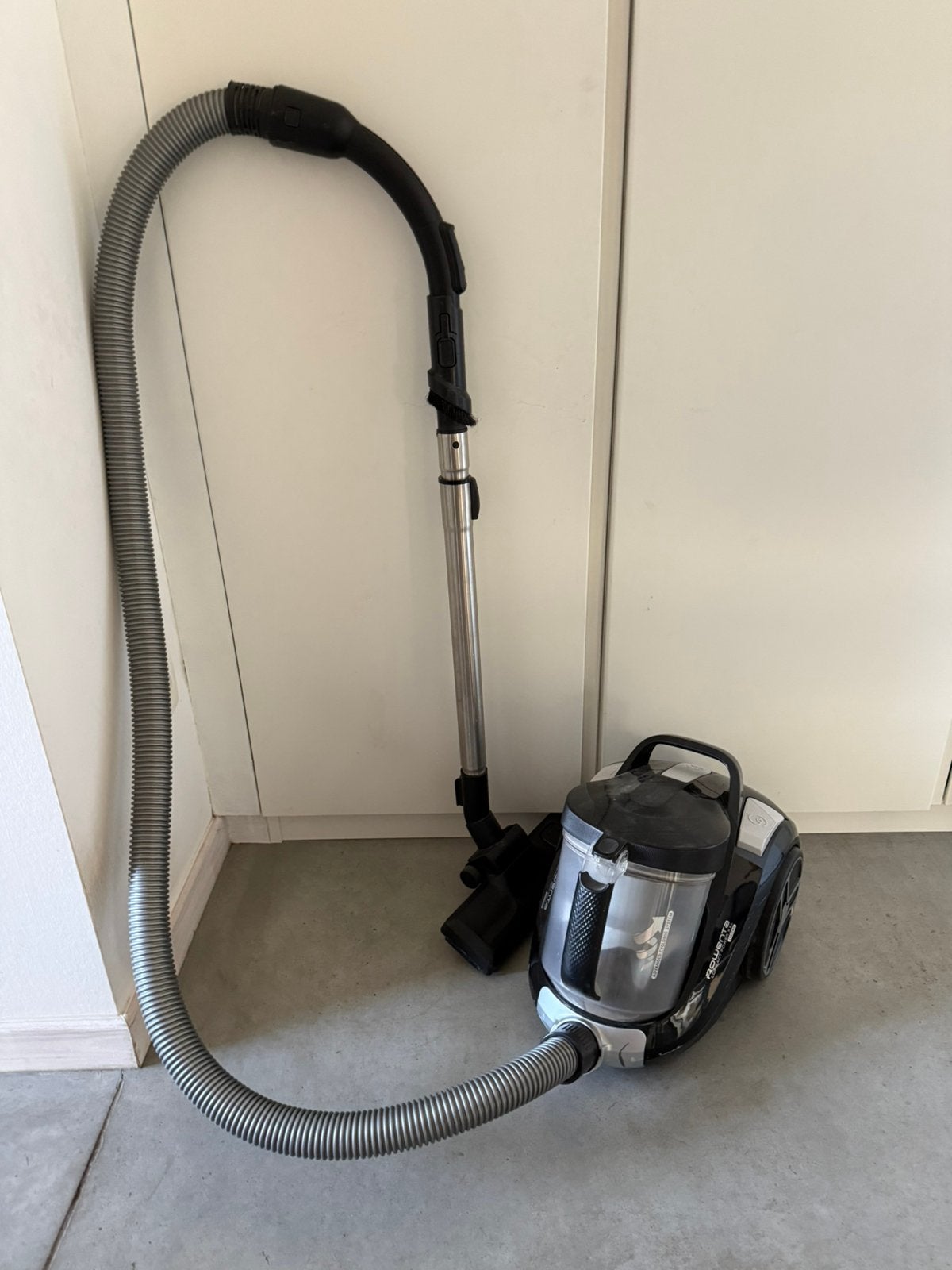 Aspirateur Rowenta, Elektronische apparatuur, Ophalen, Zo goed als nieuw, Rowenta