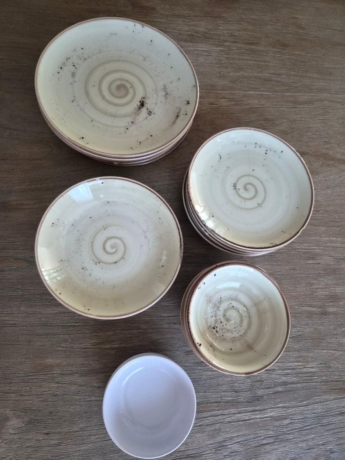 borden servies gebruikt, Huis en Inrichting, Ophalen, Bord(en)