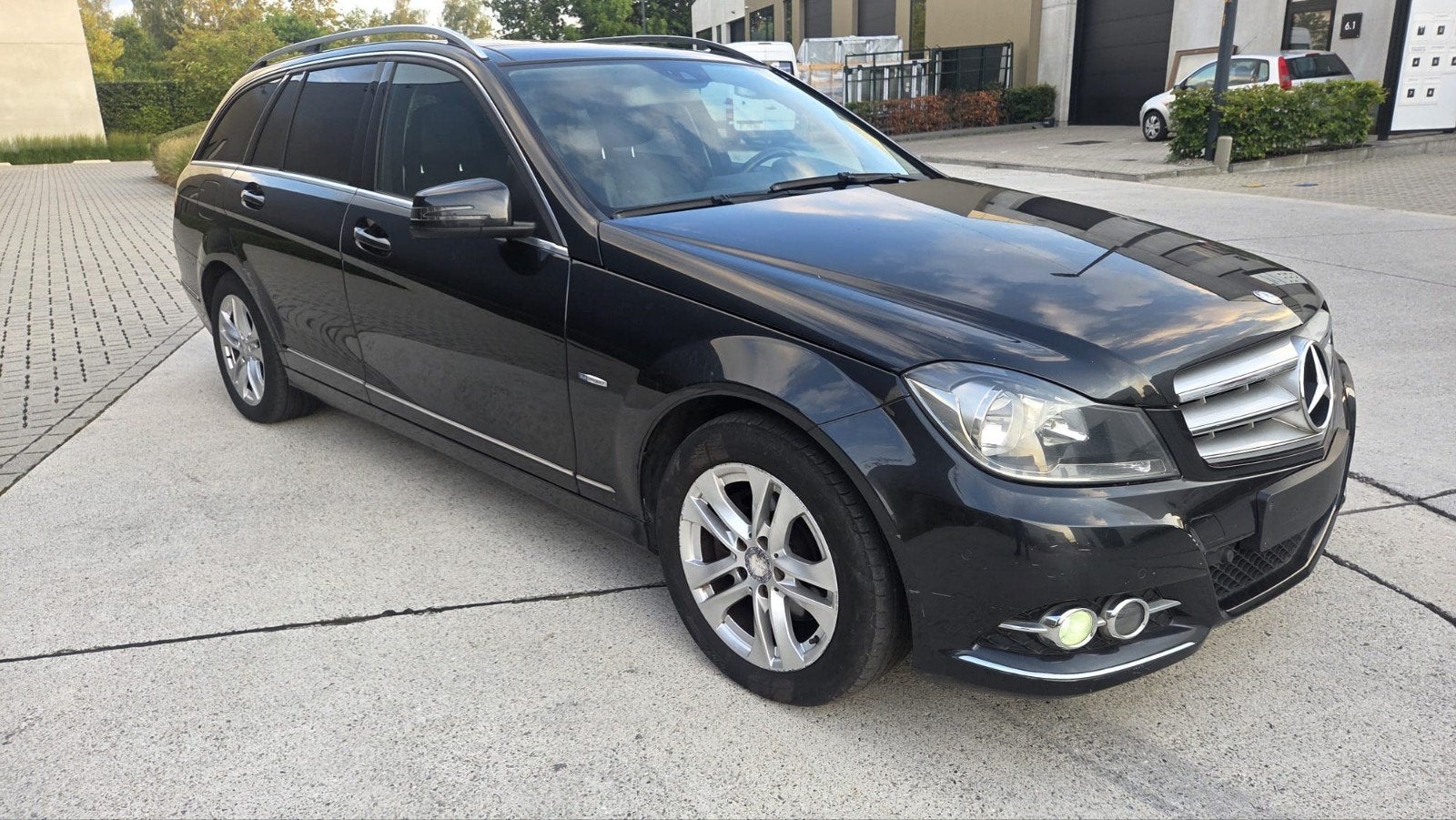 MERCEDES BENZ C 220 CDI Avgard BJ2011 KM 269000, Autos, Mercedes-Benz, Cuir, Euro 5, Boîte manuelle, Particulier
