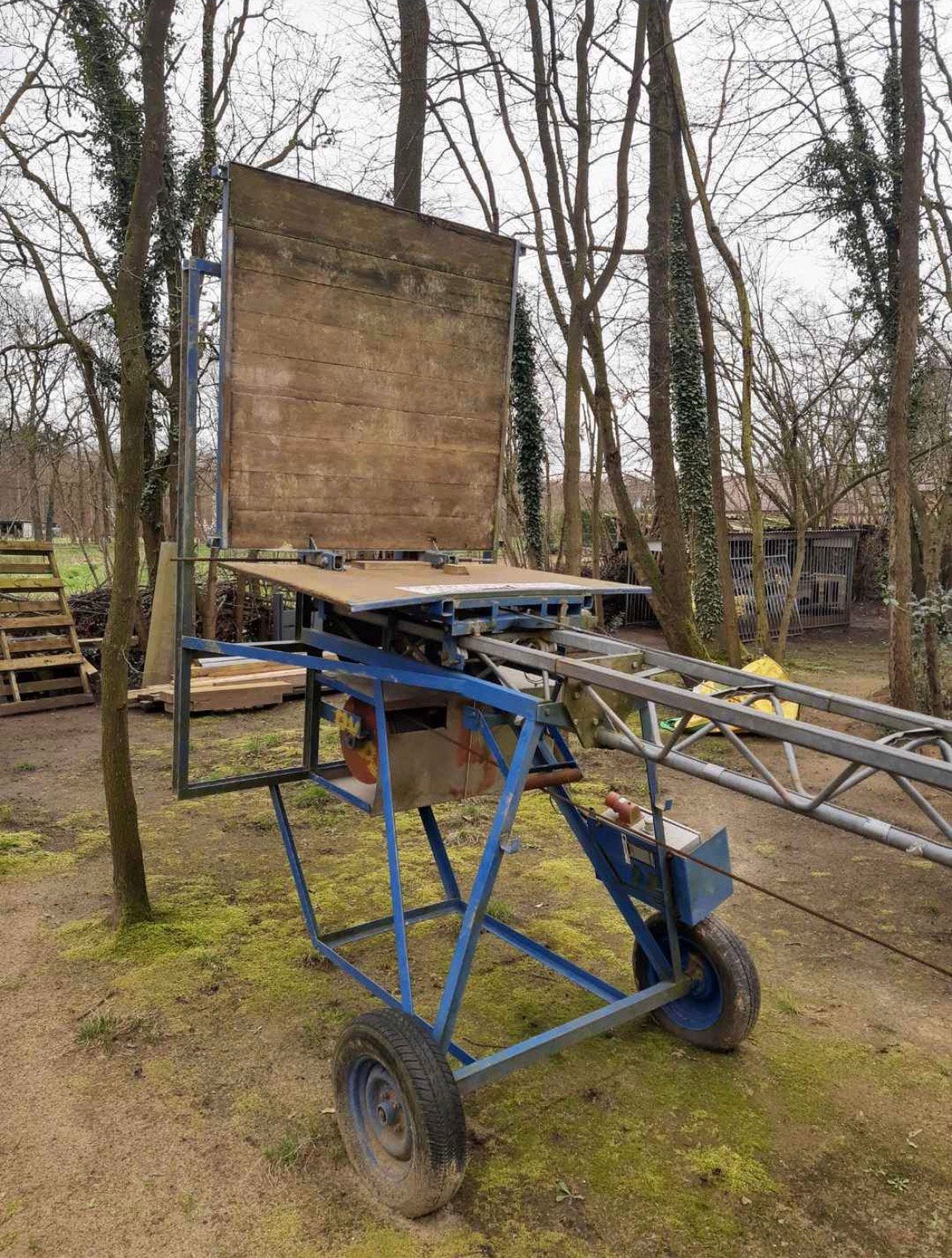 Bouwlift, stippen en metsschragen, Doe-het-zelf en Bouw, Bouwliften, Ophalen, Zo goed als nieuw, Bouwlift