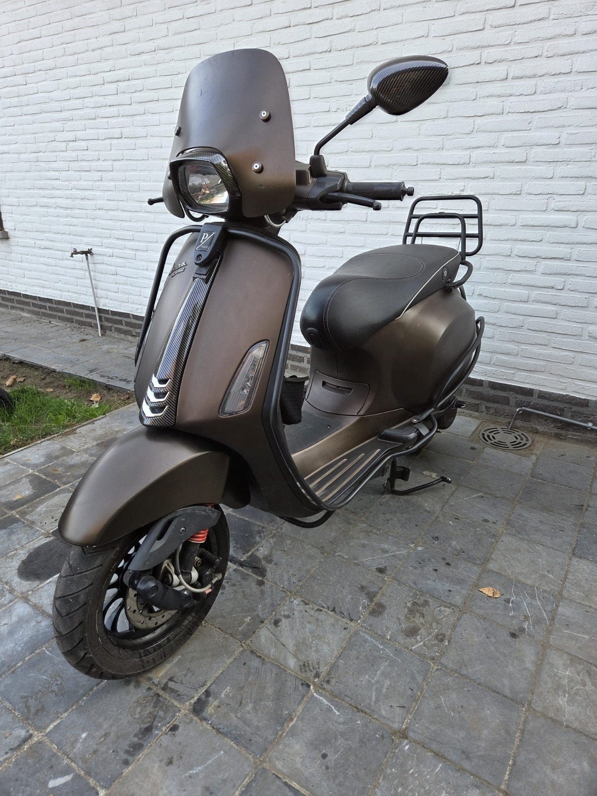 vespa sprint klasse a, Fietsen en Brommers, Ophalen