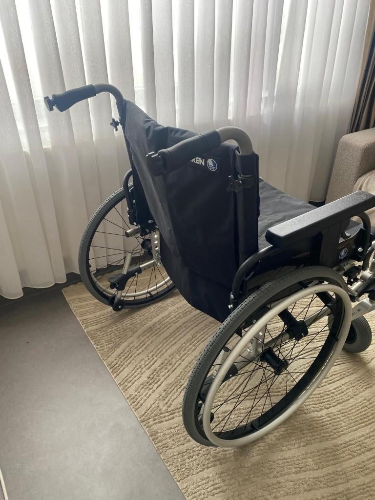 opvouwbare rolstoel Vermeiren V300D XL NIEUW, Diversen, Rolstoelen, Ophalen of Verzenden, Inklapbaar, Nieuw, Duwrolstoel