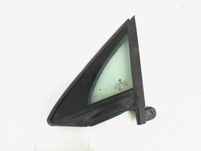 Vitre triangulaire avant gauche d'un Volkswagen Passat, Volkswagen, -, 3 mois de garantie, Utilisé