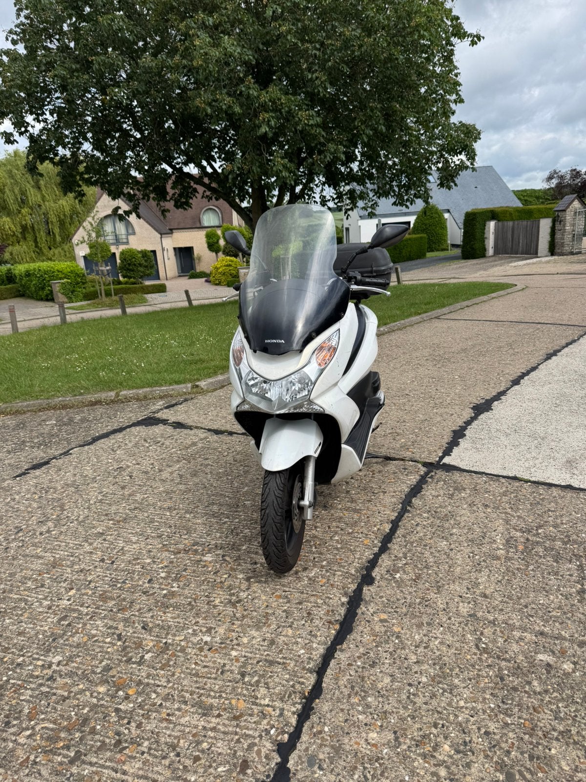 Honda pcx 125cc, Motoren, Motoren | Honda, Particulier, 125 cc, Automaat, Minimaal motorrijbewijs A1