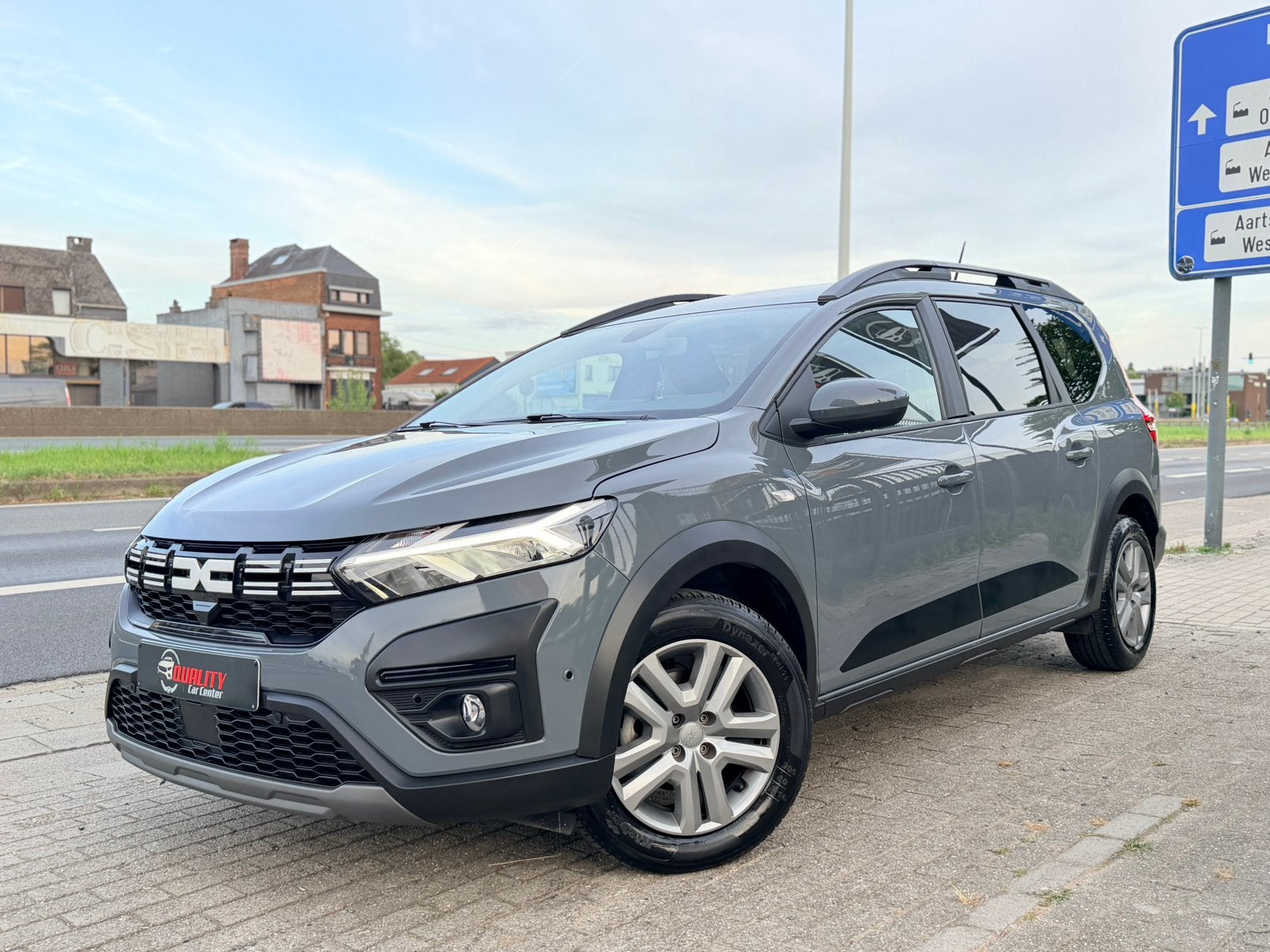 Dacia Jogger Essential 2023 043000km 7zitpl. 1.0tce 110pk, Achat, 998 cm³, Euro 6, Entreprise