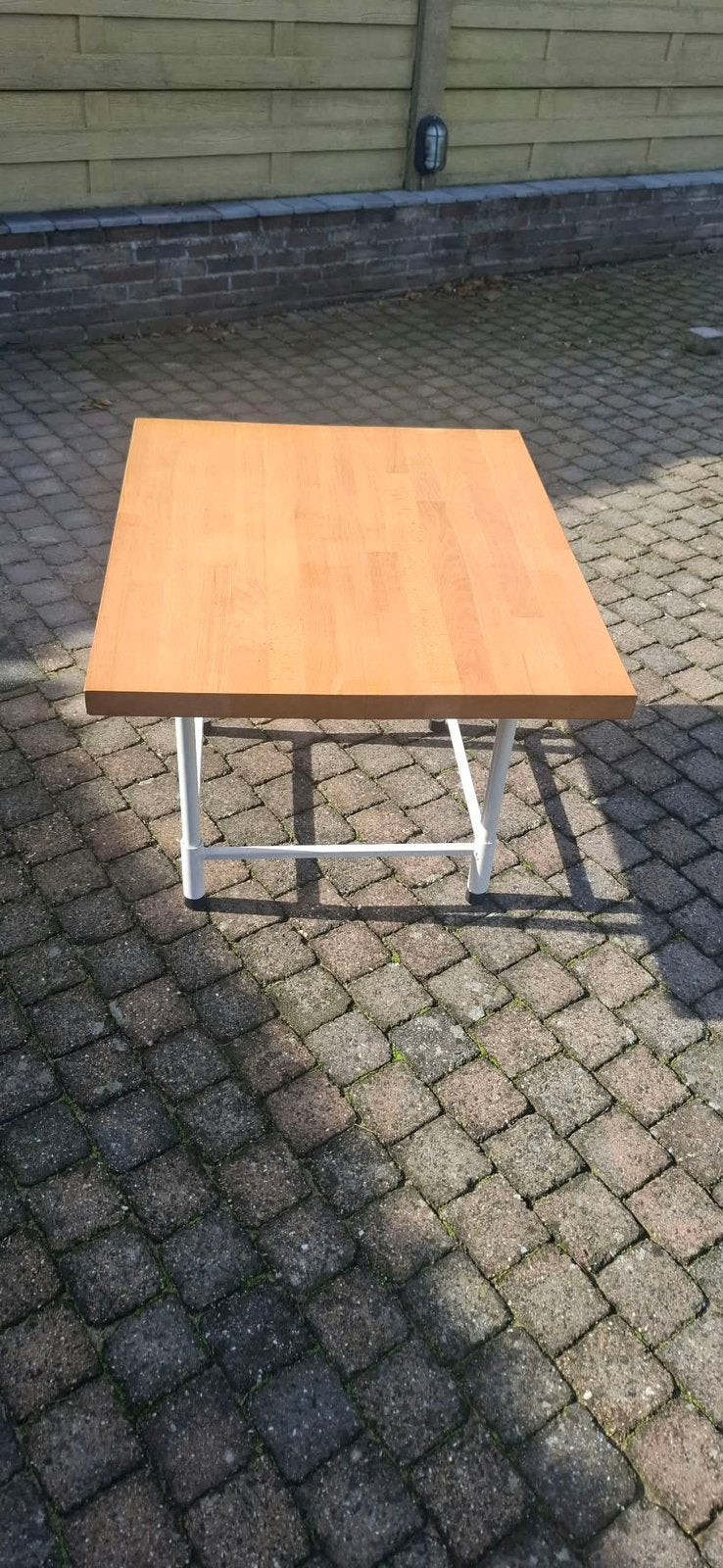 Kinder tafeltje, Ophalen, Zo goed als nieuw