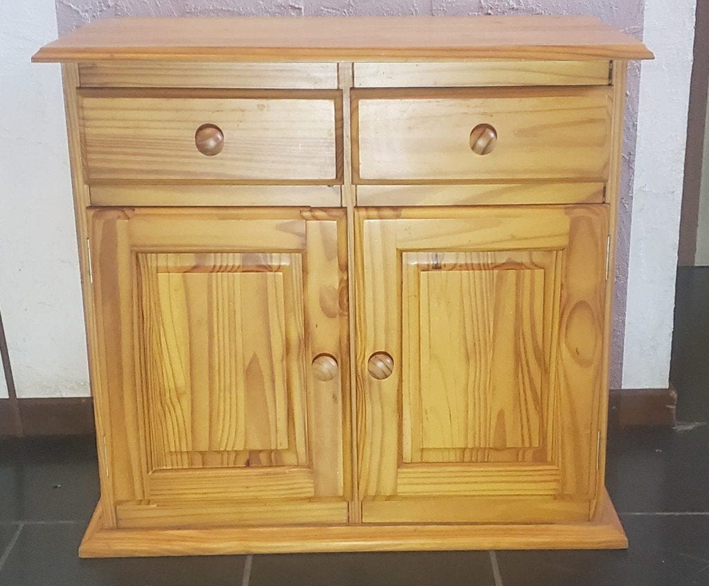 PETITE ET SOLIDE COMMODE EN PIN MASSIF, Maison & Meubles, Enlèvement, Comme neuf, Pin