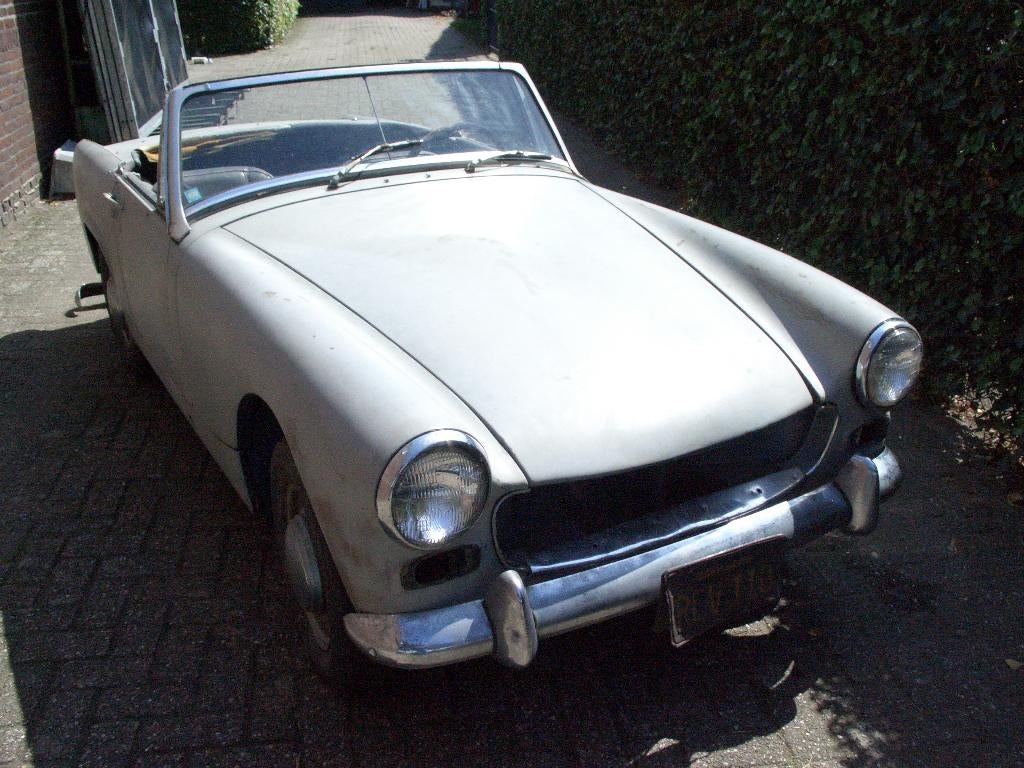 AUSTIN HEALEY SPRITE né en 1966, Autos, Austin, Particulier, Essence, Cabriolet, 2 portes, Boîte manuelle, Vert, Noir, Cuir, Propulsion arrière