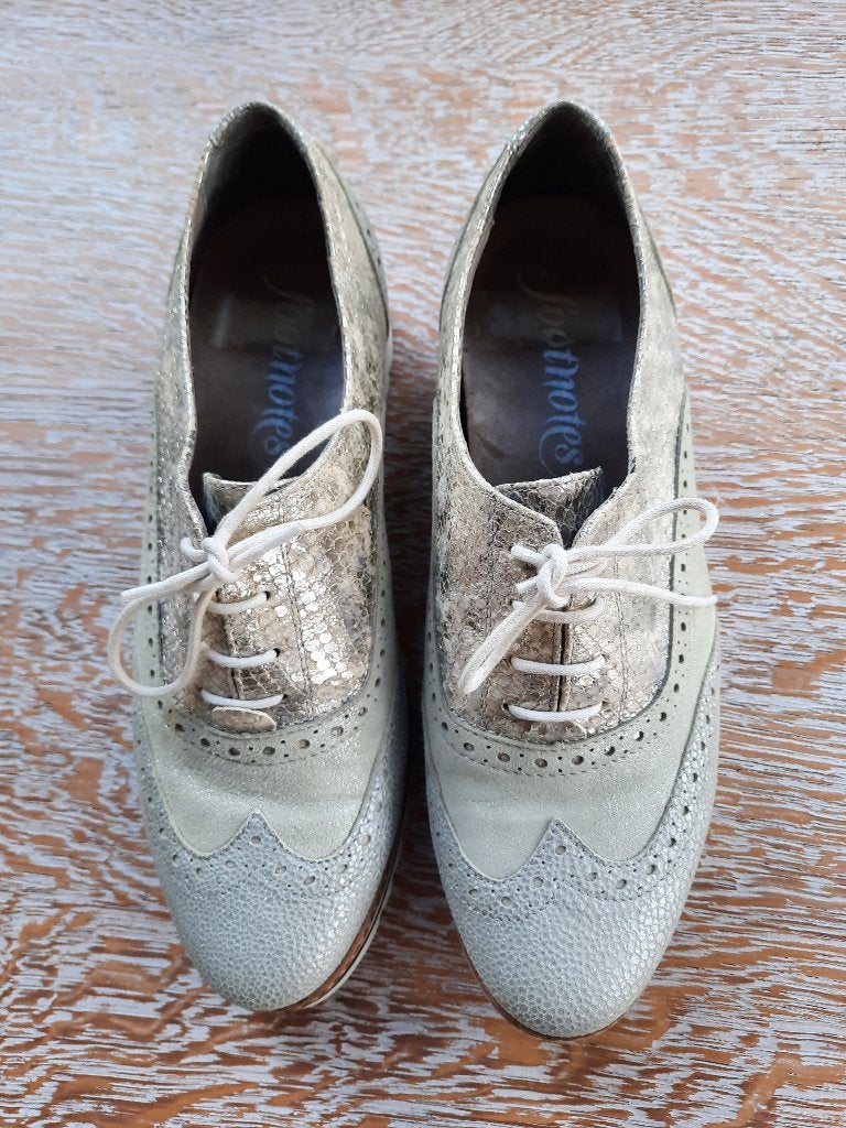 Mooie schoenen FOOTNOTES - 40,5, Vêtements | Femmes, Enlèvement ou Envoi, Beige, Sneakers et Baskets, Comme neuf
