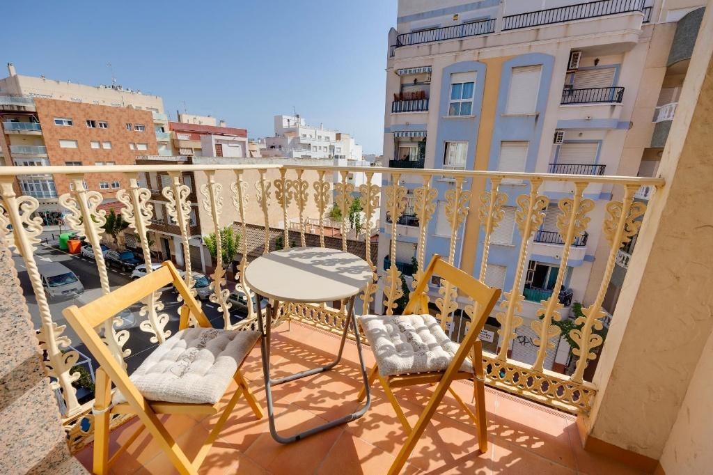Appartement met parkeerplaats bij het strand in Torrevieja, Immo, Buitenland, Spanje, Appartement, Stad