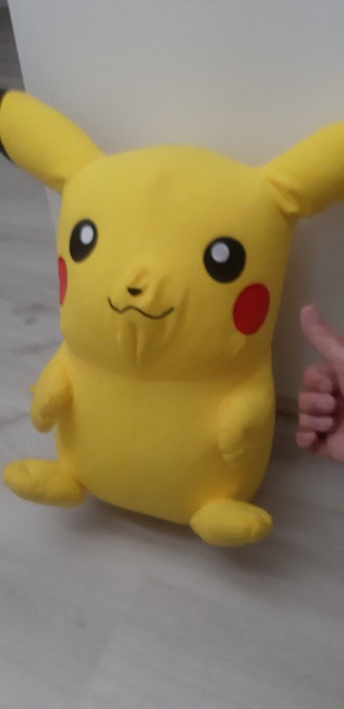 Knuffel Piccachu, Geel, Overige typen, Ophalen of Verzenden, Zo goed als nieuw