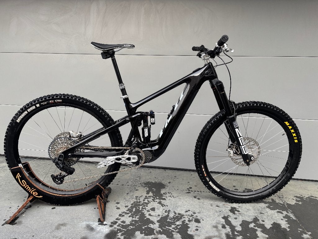 YETI 160e, Enlèvement, Comme neuf