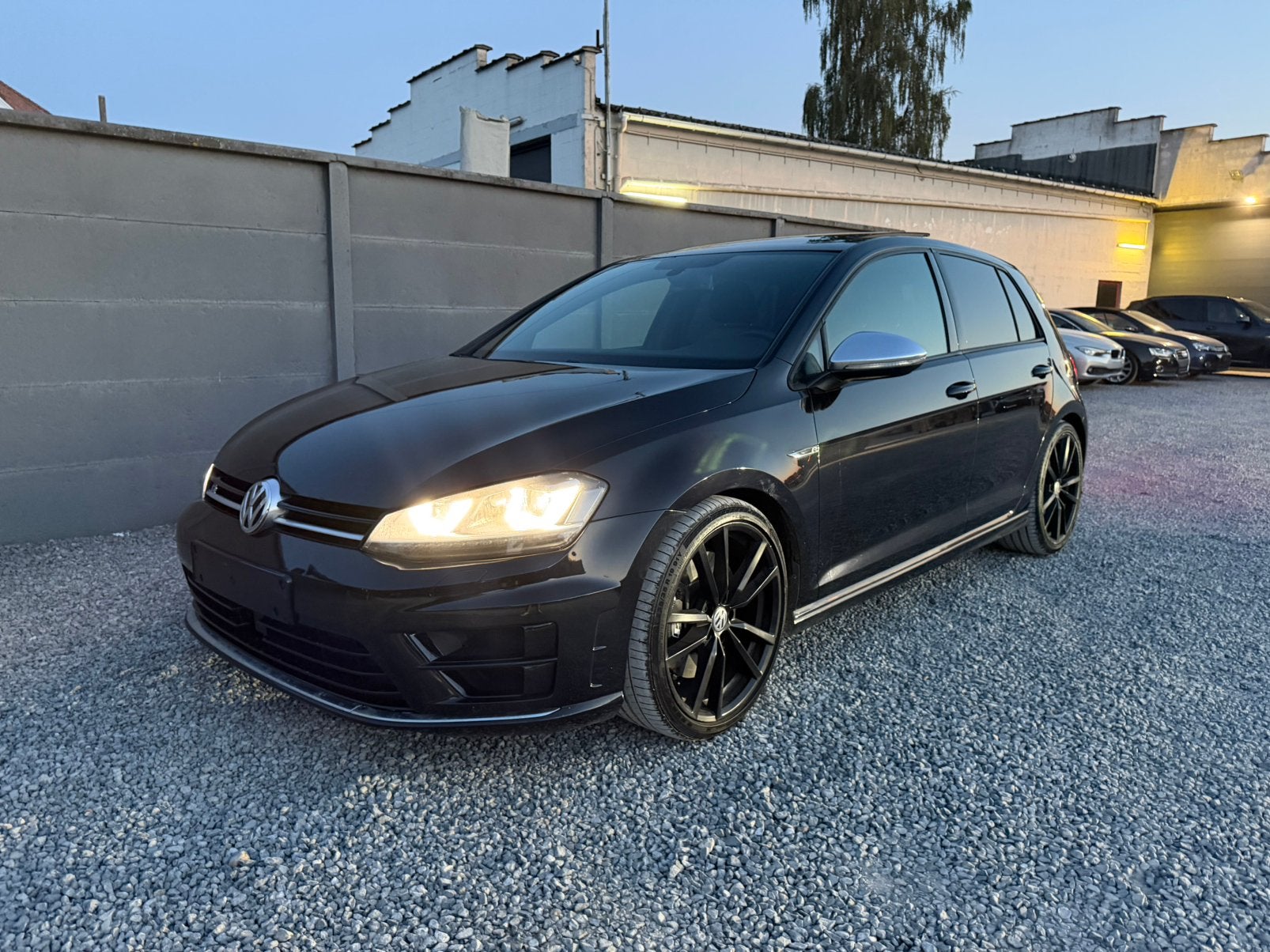 VOLKSWAGEN GOLF 7R | ADAPTIVE CRUISE | PANO, Auto's, Automaat, Stof, 4 cilinders, Zwart