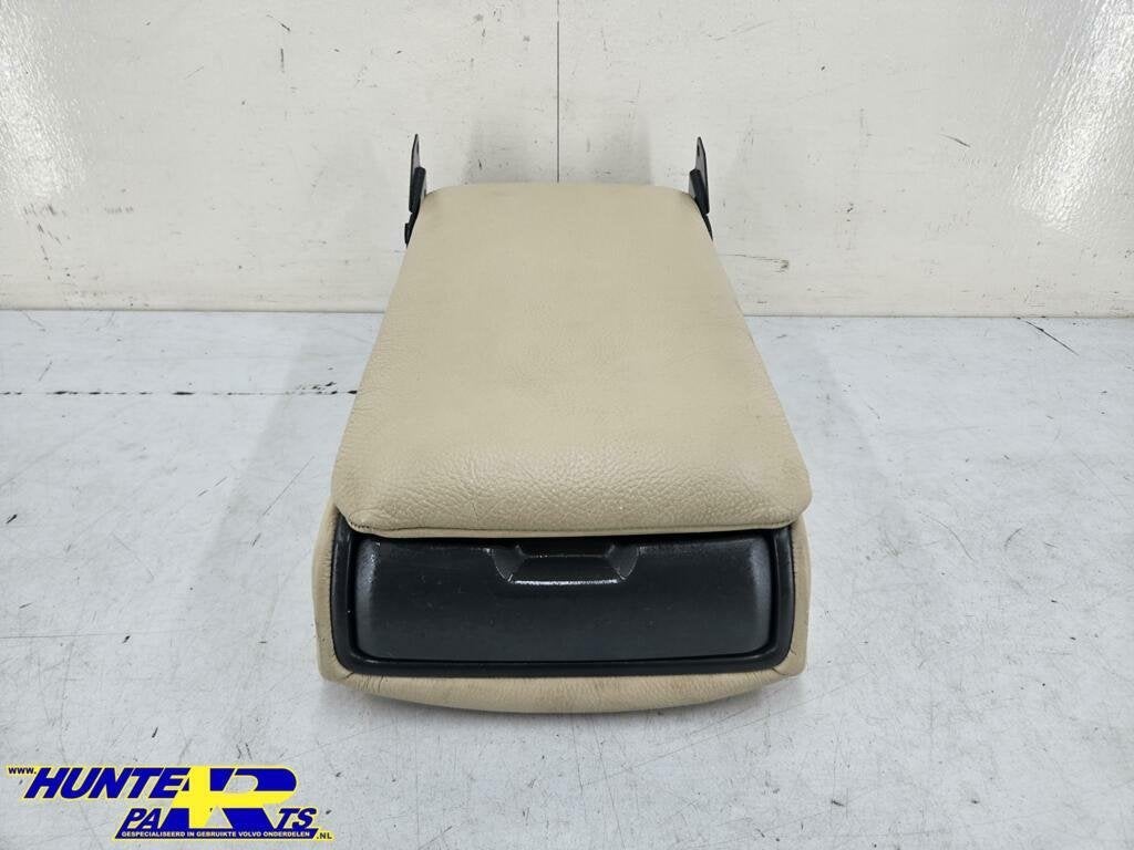 Armsteun achter met bekerhouders Volvo V70 II ('00-'08), Auto-onderdelen, Gebruikt, Ophalen of Verzenden, Volvo, Volvo