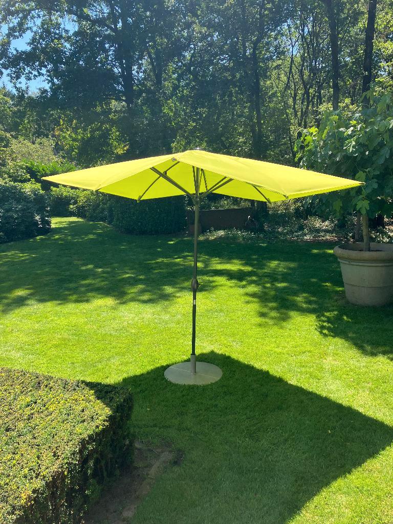 Parasol van Sediamo, lichtgroen als nieuw, Tuin en Terras, Ophalen, Zo goed als nieuw, 2 tot 3 meter, Stokparasol
