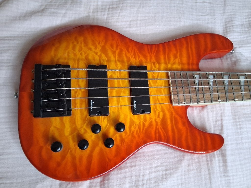 Jackson JS Series JS3VQ cherry burst, Muziek en Instrumenten, Ophalen, Zo goed als nieuw, Elektrisch, 5-snarig