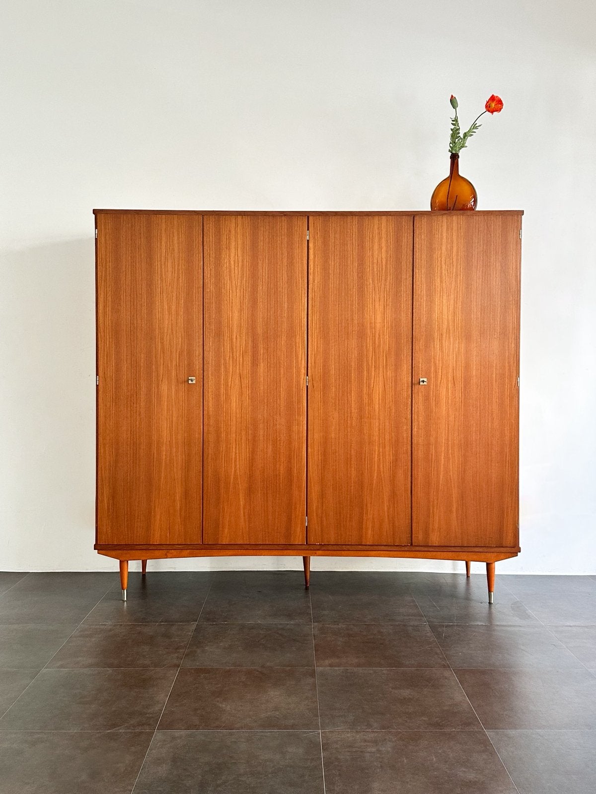 Armoire 4 portes en teck, double penderie, années 60, Enlèvement
