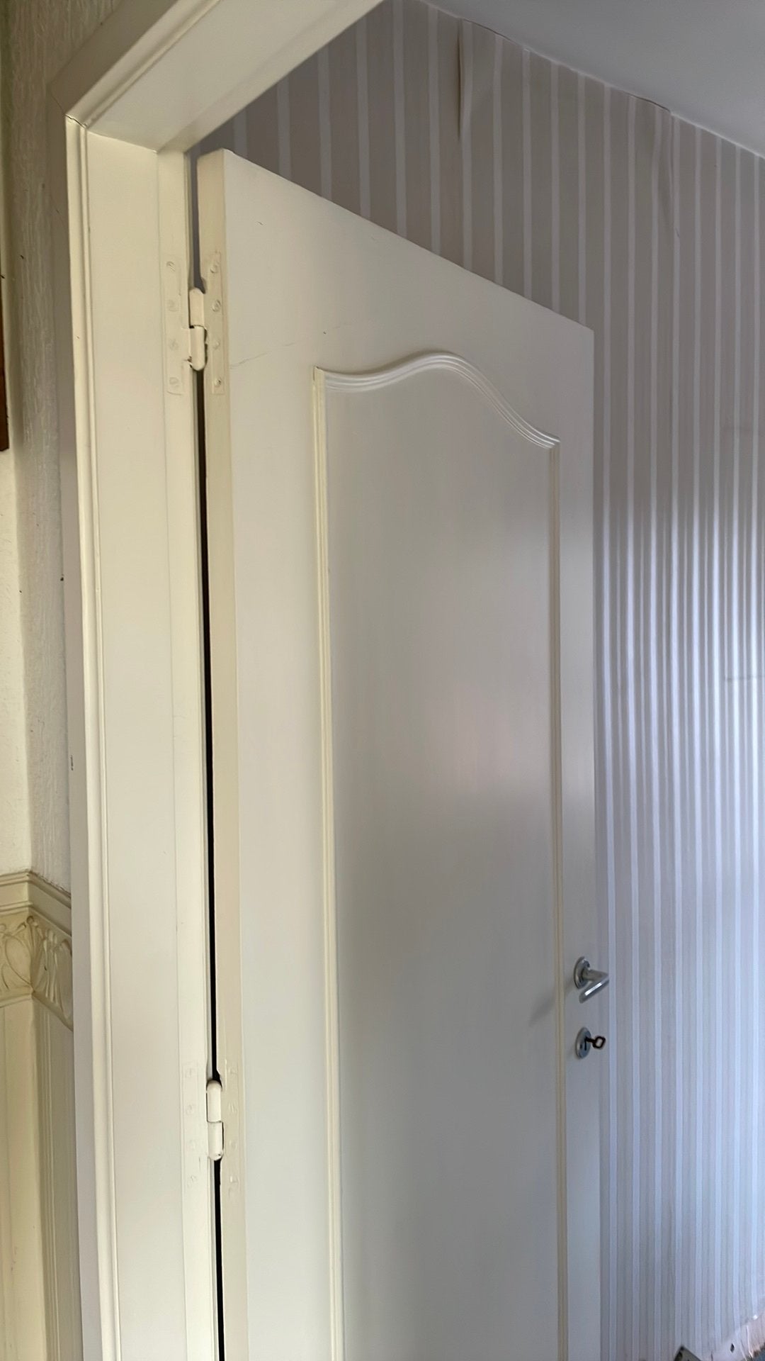 2 witte schilderdeuren, Doe-het-zelf en Bouw, Ophalen, Zo goed als nieuw