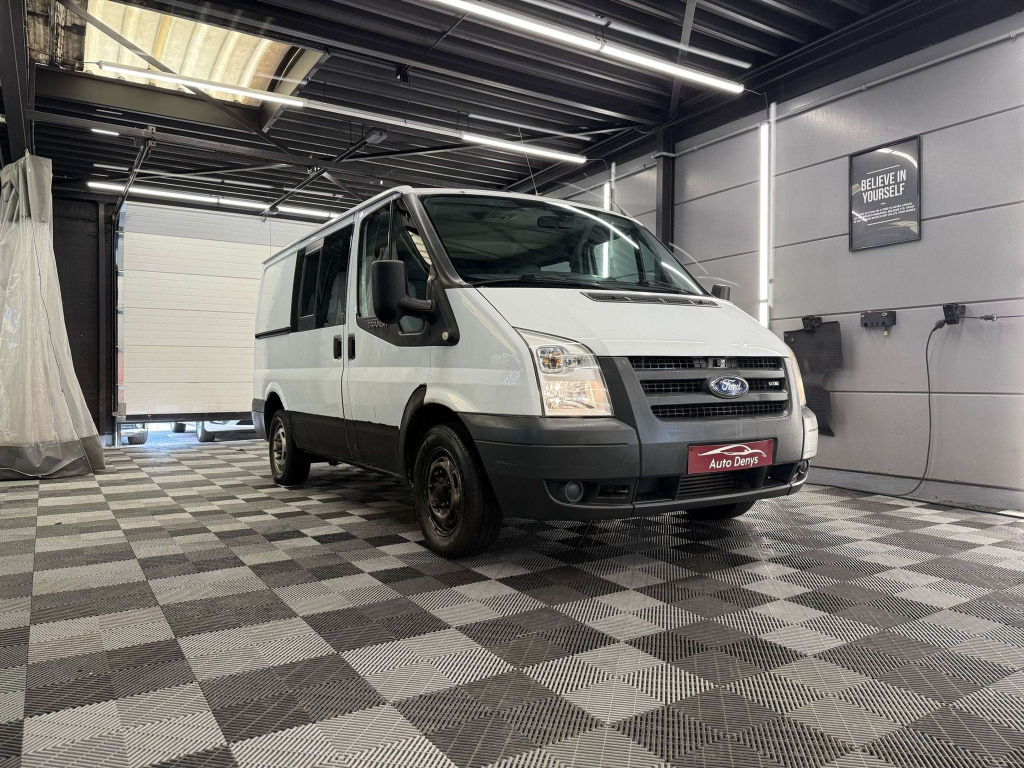 Ford Transit 2.2D | DUBBEL CABINE | 211.150 KM. | BJ. 2008, Gebruikt, Zwart, 4 cilinders, Bedrijf