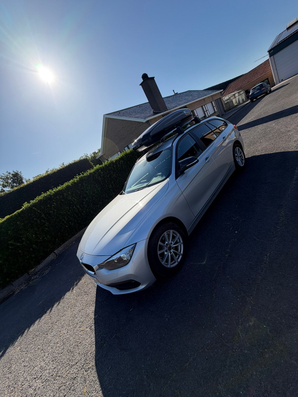 TE KOOP BMW 3 REEKS 318D EURO 6, Argent ou Gris, Achat, Carnet d'entretien, Noir
